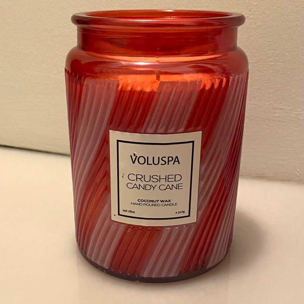 Anthropologie Voluspa Gourmand Crushed Candy Cane Candle (large)